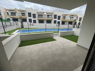 House in Los Almendros