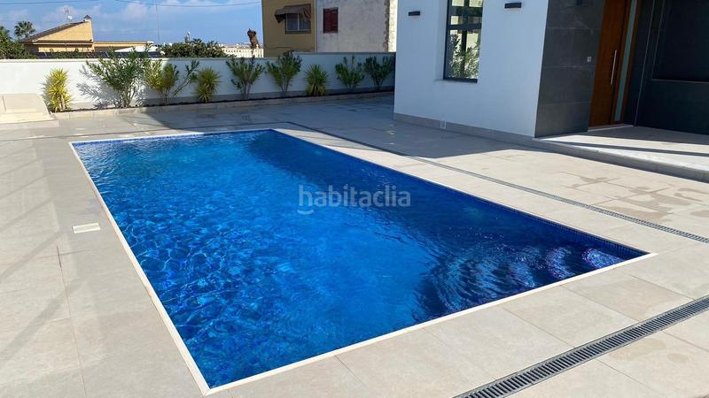 Foto 62891dfa-5445-4735-aef9-3813a593cc18. Chalet exclusivo chalet de obra nueva en los balcones, en Torrevieja