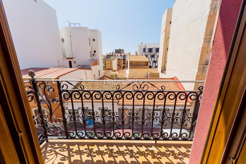 Foto d2533c53-a003-481d-b37f-61ee1d563ba7. Edificio in Centro - Muelle Pesquero Torrevieja