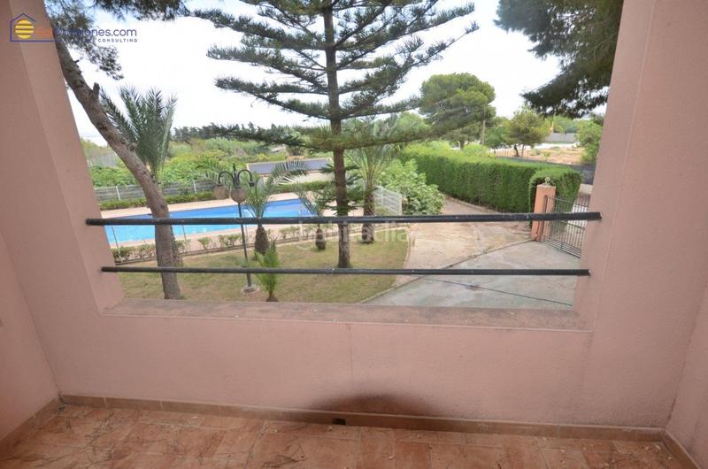 Foto 065bcdd8-6e63-4314-a058-91dfd34956c7. Chalet en calle diseminados 81 extraordinaria villa en los balcones en Torrevieja