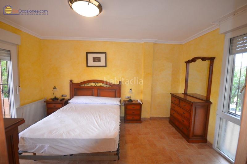 Foto e264a490-54ac-480d-a027-c1d8e91acd92. Chalet en calle diseminados 81 extraordinaria villa en los balcones en Torrevieja