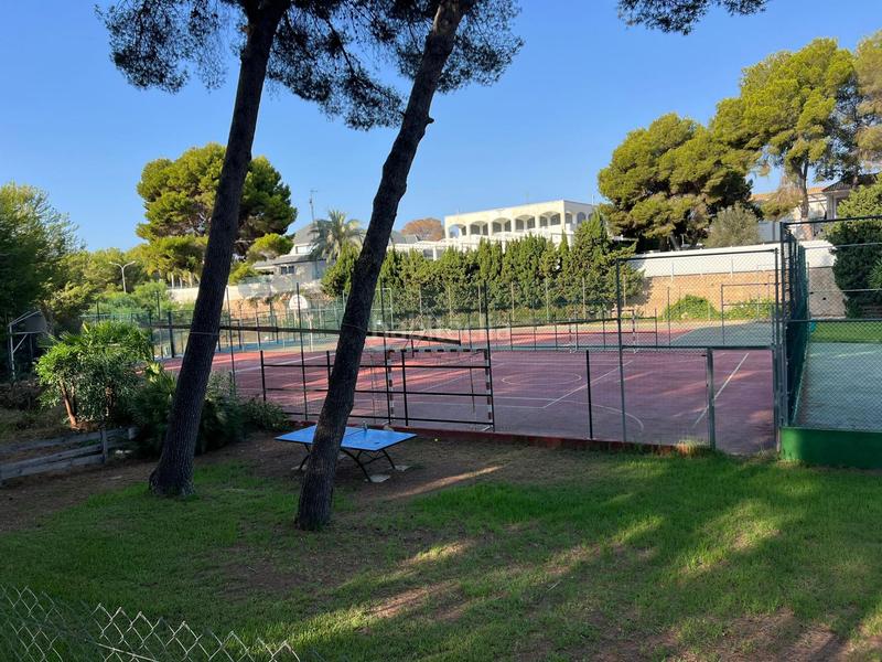 Foto 23bf5001-fd2f-4483-9b28-d5fbd9c42bd7. Chalet en Campoamor Orihuela