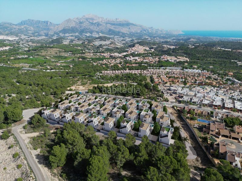 Foto e43aa8fc-2e0d-4973-b64d-567af5a3c977. Xalet amb aparcament piscina a balcón de ponoig - Polop paradis - Polop hills Polop