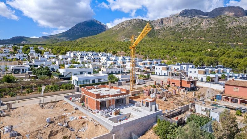 Foto 26cd7784-33fa-488e-9a1f-ac2923902ae7. Xalet amb aparcament a La Alberca Polop