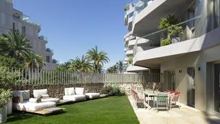 Rez-de-chaussée à Las Flores. Exclusivo residencial en las lagunas de mijas  lujo y confort en