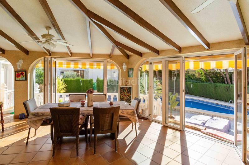 Foto c0ba9181-8dff-4448-a768-4e711176b345. Chalet con riscaldamento parcheggio piscina in Cabo Roig Orihuela
