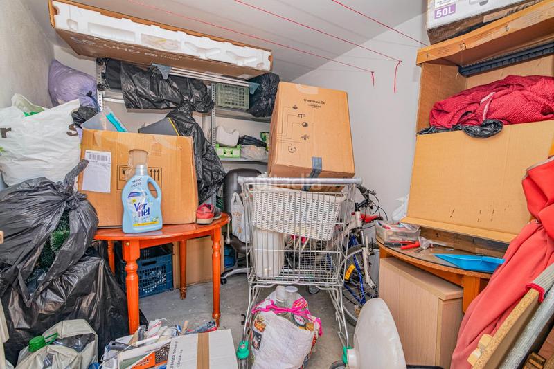 Foto acf4dfd8-9250-4619-ae84-950104f1c294. Piso  con terraza, garaje y trastero en venta Híjar, granada en Gabias (Las)