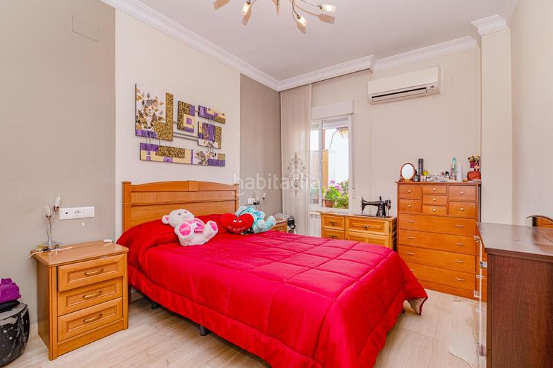 Foto ba69a230-0906-4443-b4ec-6c5d6ac395b8. Piso  con terraza, garaje y trastero en venta Híjar, granada en Gabias (Las)