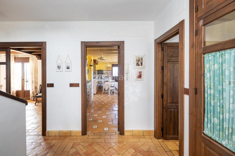 Foto 52b4001b-b14f-436b-9a72-48fa0e52a608. Chalet mit pool in Altos de la Zubia Zubia (La)