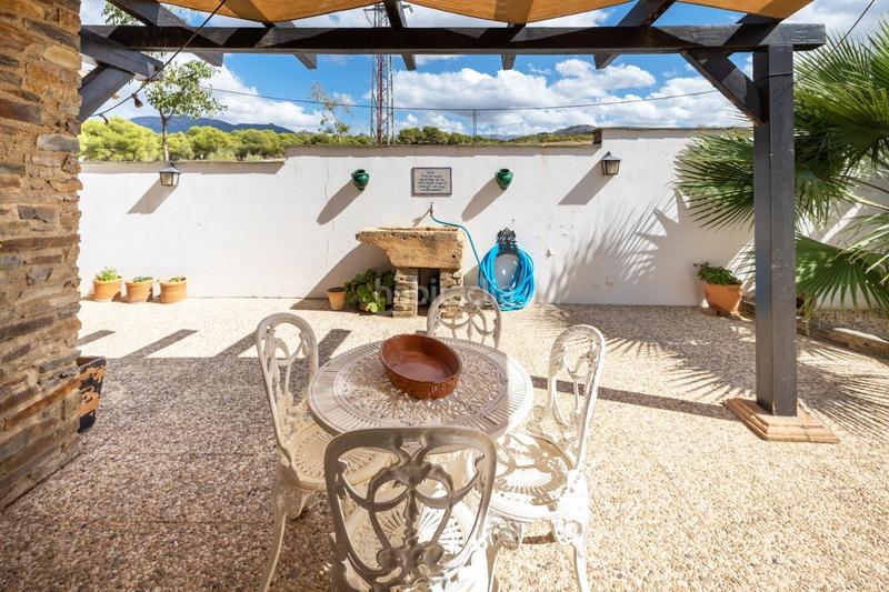 Foto fd484cb5-9535-43d6-964e-bec190ff3b07. Chalet mit pool in Altos de la Zubia Zubia (La)