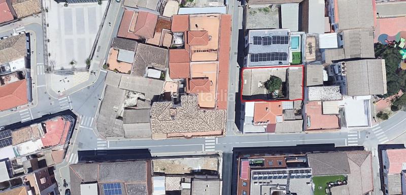 Foto 1ee41566-4eb8-43f8-a5b8-6bdefe6d47dc. Casa adosada casa para reformar o para derribar de 175 metros de superficie !!! en Maracena