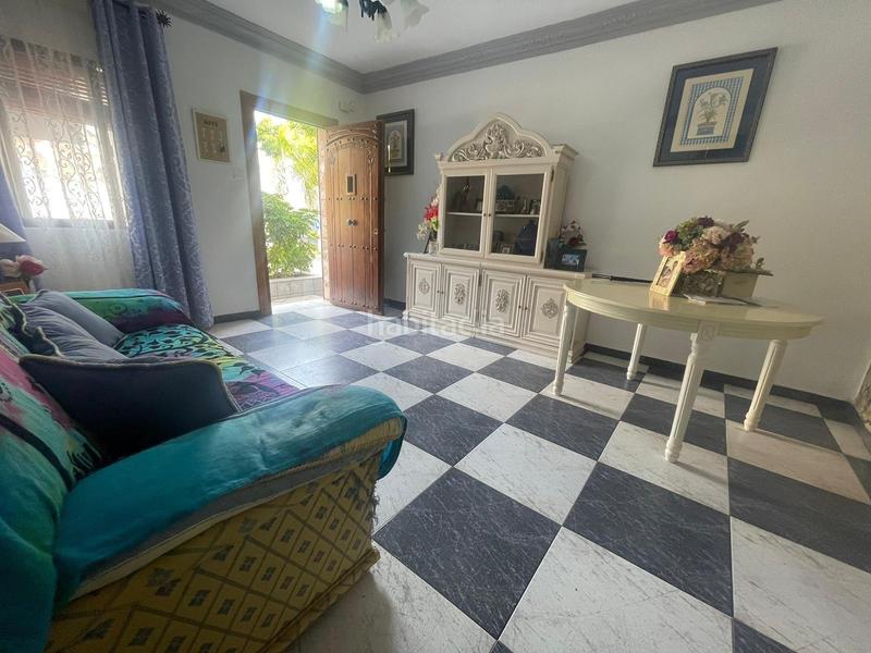 Foto 72e64357-0f86-40ee-bf28-d7b555d0c8c7. Casa adossada a Motril ciudad Motril