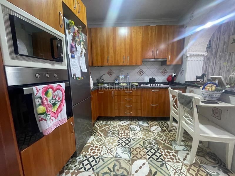 Foto a31e0828-5534-44a8-9083-c711776ef590. Casa adossada a Motril ciudad Motril