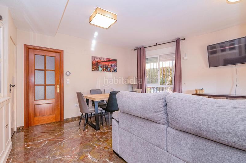 Foto 9a011b8f-205d-4828-b204-1288a07e7d11. Casa pareada en calle vendimia en Huétor Vega