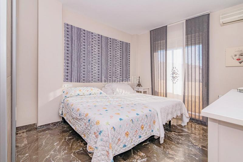 Foto c14fb92d-b9fe-47a2-9266-86fadcf2d97f. Casa pareada en calle vendimia en Huétor Vega