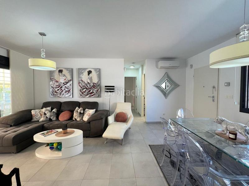 Foto ea6fb8a4-b17e-4077-aa16-8833f15c9052. Casa in calle salonica 7 in Pueblo Latino Pilar de la Horadada