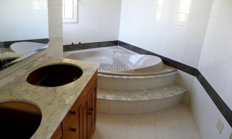 Foto 6d39b45e-86bc-4605-866b-f821dbdd7bb1. Chalet avec parking piscine dans Veneziola Manga del Mar Menor (La)