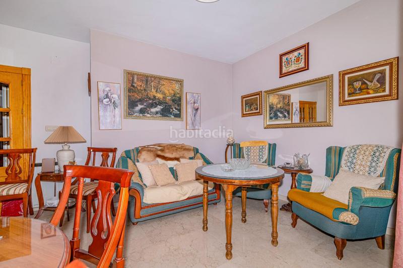 Foto 18bcabb3-334e-4338-88fe-b0f33147ed59. Piso amplio piso en el centro con terraza, garaje y 3 trasteros. en Maracena