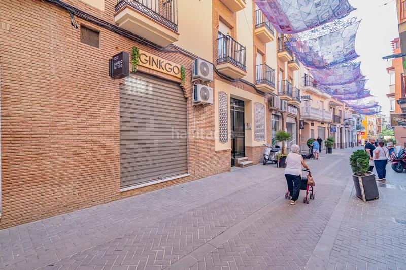 Foto b0b97a45-b87d-47cf-8097-14e342b9d4d2. Piso amplio piso en el centro con terraza, garaje y 3 trasteros. en Maracena