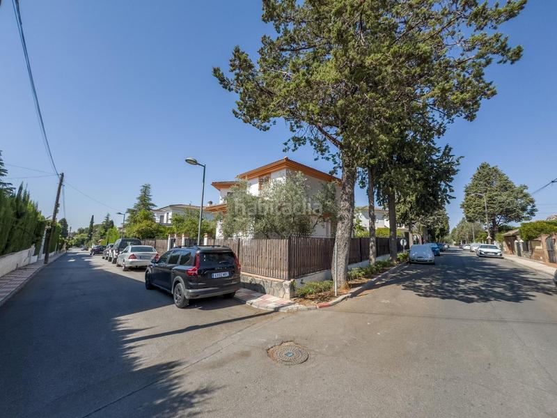 Foto 196188ee-75a4-4ddf-abe9-8dfef6ae3245. Chalet en calle pinsapo (cub) chalet independiente en la prestigiosa urbanizacion pantano de cubillas en Albolote