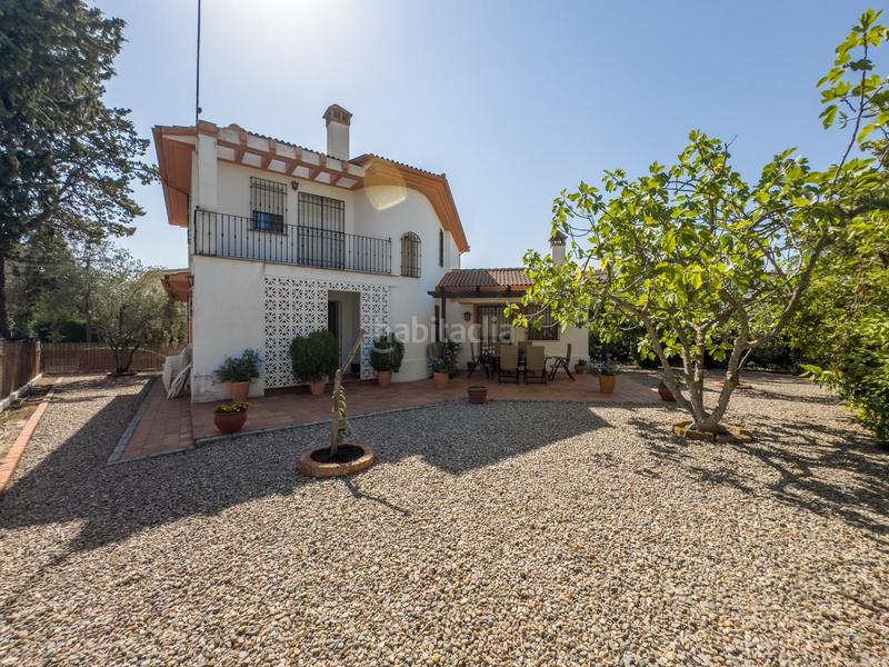 Foto 57a88630-3b17-4d70-8bed-c84a3594e951. Chalet en calle pinsapo (cub) chalet independiente en la prestigiosa urbanizacion pantano de cubillas en Albolote