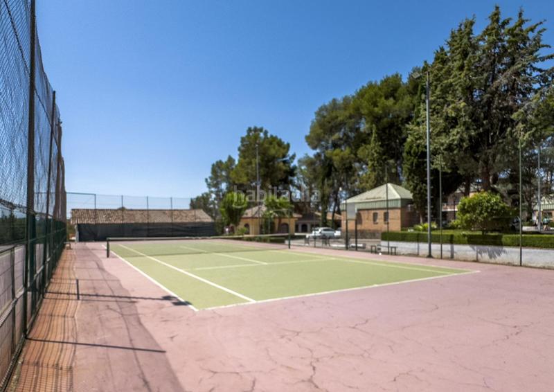 Foto cbf1b3b4-da24-4bf0-ade3-a57ab7a75bd0. Chalet en calle pinsapo (cub) chalet independiente en la prestigiosa urbanizacion pantano de cubillas en Albolote