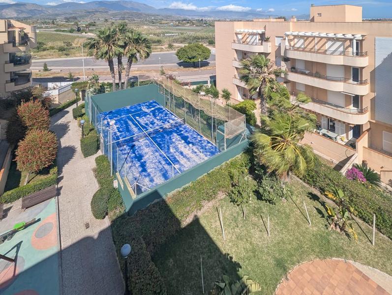Foto 550b2bb1-7a1c-4ac8-b5ee-d9e38b32c80a. Pis amb calefacció aparcament piscina a Salobreña costa Salobreña
