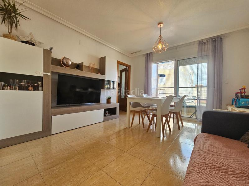 Foto 5011909e-b036-4b1a-b654-af79d142b770. Appartement dans calle ramon gallud 98 dans Las Piscinas Naturales Torrevieja