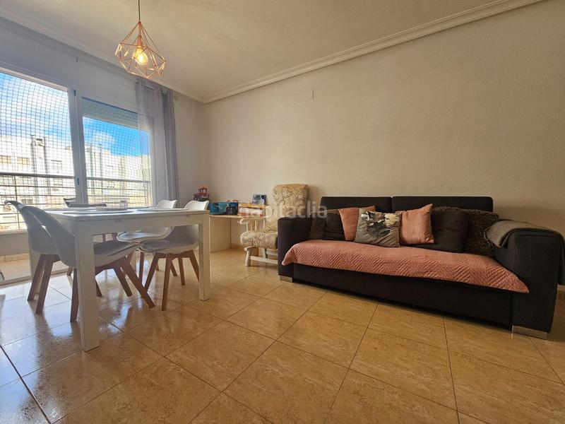 Foto 62cec5be-a809-4749-bafb-aa4ab7cf9b2c. Appartement dans calle ramon gallud 98 dans Las Piscinas Naturales Torrevieja