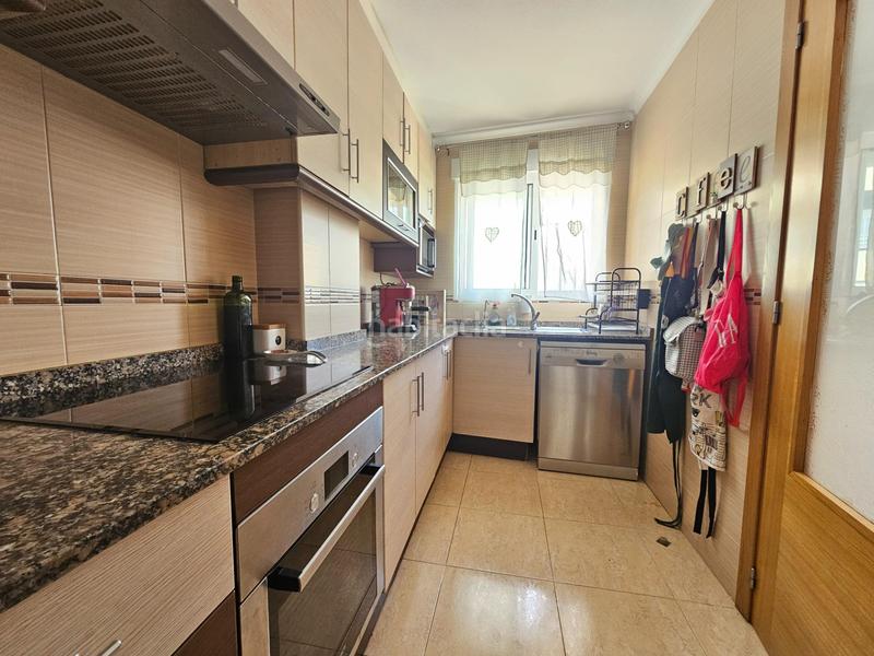 Foto 71e7ed97-61a3-49d7-a363-ec8d96a2e859. Appartement dans calle ramon gallud 98 dans Las Piscinas Naturales Torrevieja