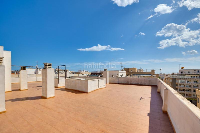 Foto f3bdabf6-729d-4f8e-bc61-77f447ef8055. Apartament amb piscina a Antonio Machado Torrevieja