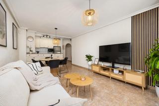 Apartament a Antonio Machado. Oportunidad ! moderno apartamento en en centro de torrevieja con