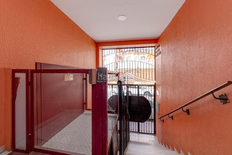 Foto 21a682ab-e310-4611-afb4-93a5cb0ae1e0. Estudi a Centro - Muelle Pesquero Torrevieja