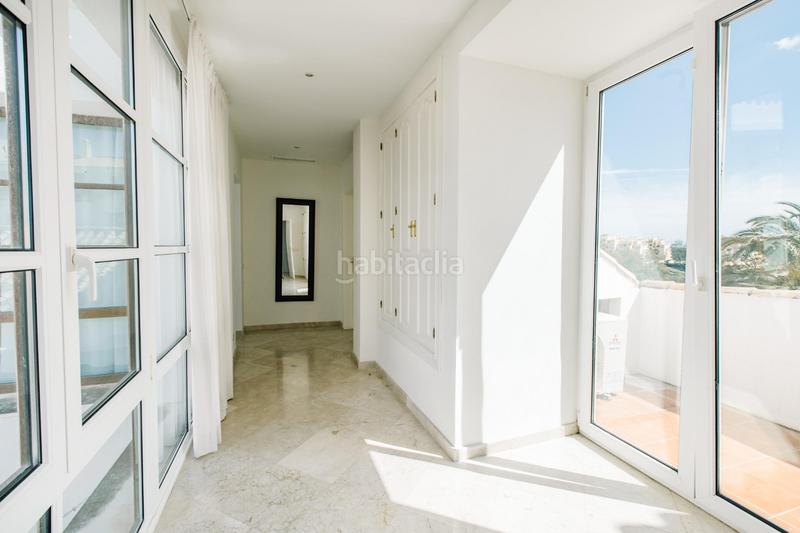 Foto 74082c06-d4aa-4771-8be2-08d20ab5b9a5. Chalet avec parking piscine dans La Concha - Resina Golf Estepona