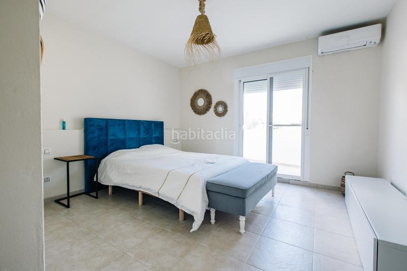 Foto ac109c8a-eb4a-4766-a3a9-c4a7a9ab2944. Chalet avec parking piscine dans La Concha - Resina Golf Estepona