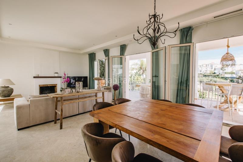 Foto c75a5856-0dd6-4599-b1d8-8117693212ba. Chalet avec parking piscine dans La Concha - Resina Golf Estepona