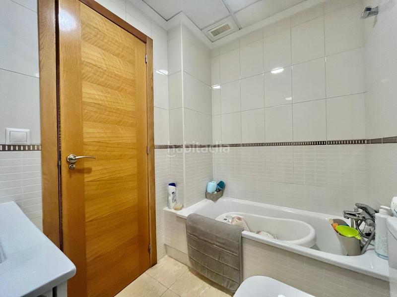 Foto 67cc99f8-1a5b-4fdd-9bbd-2c19f250d6f6. Appartement avec parking dans Las Piscinas Naturales Torrevieja