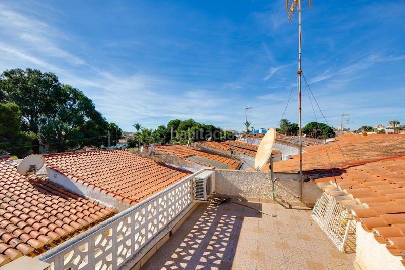 Foto 0db3de58-c2f3-4108-81ba-03b5daa04a83. Chalet dans nueva Torrevieja Torrevieja