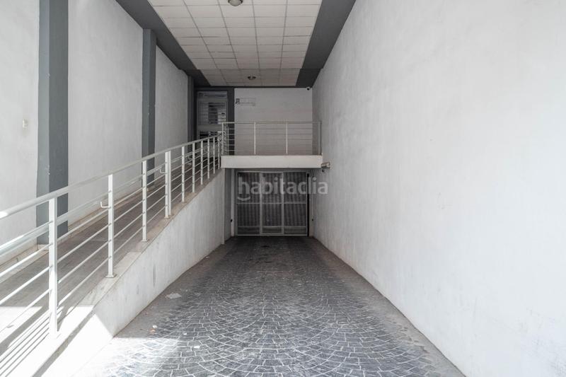 Foto b452fb80-4d8c-4e93-b84a-7af61e105dd9. Flat with heating pool in Atarfe