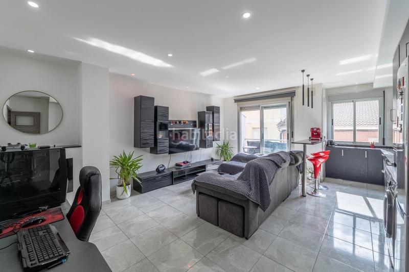 Foto ebb30660-960b-490a-885b-880b1c90b358. Flat with heating pool in Atarfe