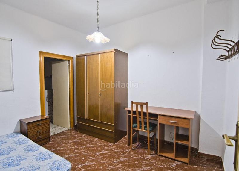 Foto ae54db70-6640-48e5-af68-3ea5f4a14c96. Maison jumelée dans Motril ciudad Motril