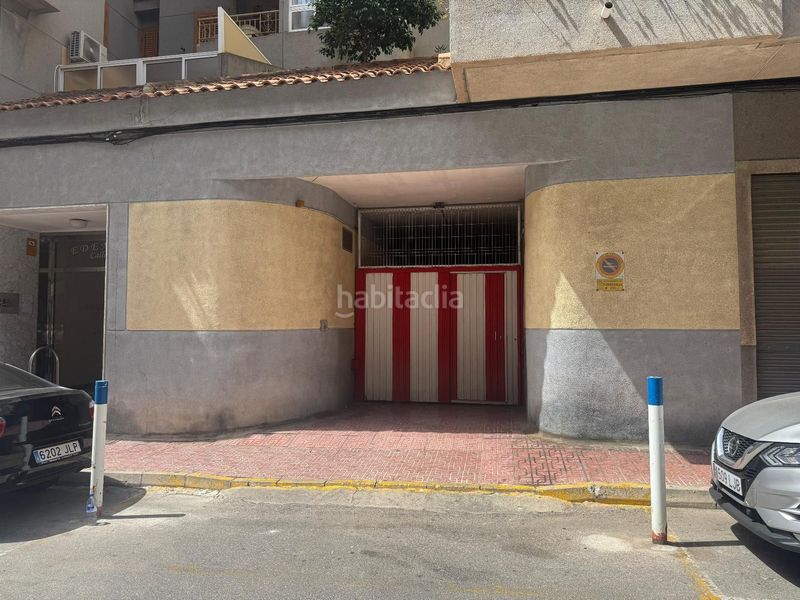 Foto 7c1bf66c-e5dd-4fc3-9d50-5b47585e8ae4. Aparcament cotxe a El Acequión Torrevieja