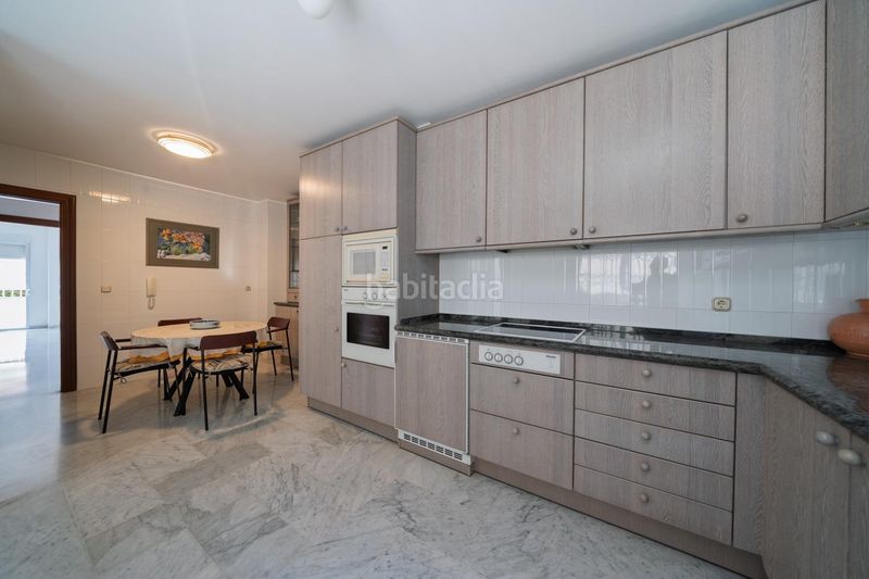 Foto f2626e10-54a8-4ddf-a5f0-64c9f9dafd3f. Àtic a Motril ciudad Motril