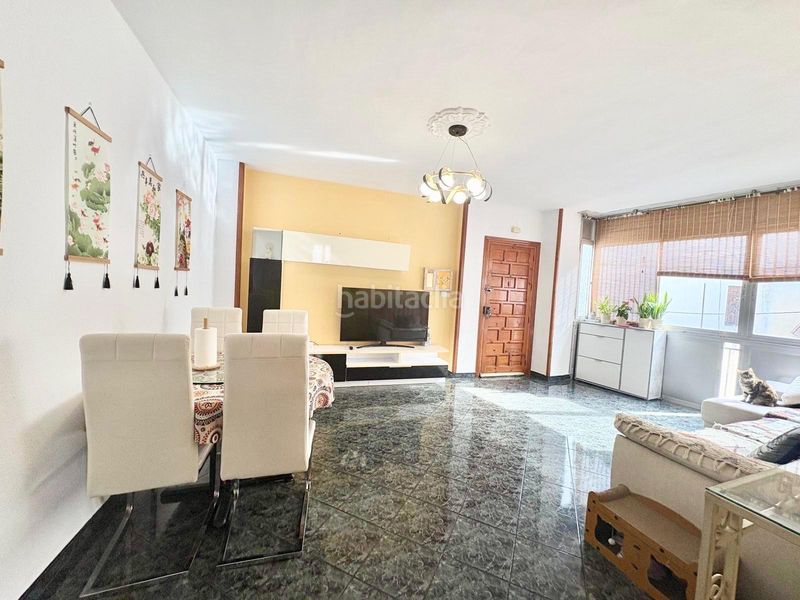 Foto 56cde3e8-efa7-4382-bee3-441d26e22024. Pis amb aparcament a Centro Salobreña