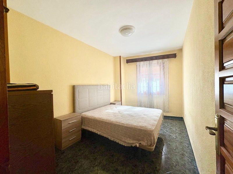 Foto b86620f4-fe6f-4b82-87e8-fe6fb4e9df8c. Pis amb aparcament a Centro Salobreña