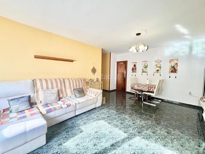 Foto d7c482b8-2e20-4276-b080-c724ed613154. Pis amb aparcament a Centro Salobreña