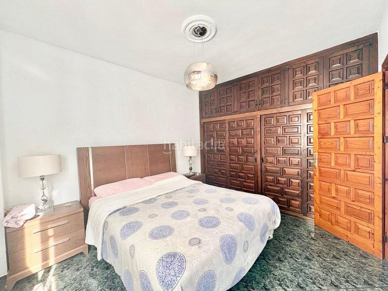 Foto de0ddb33-2bf2-4389-b3ea-83f4bbd53a11. Pis amb aparcament a Centro Salobreña