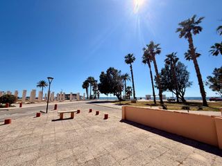 Xalet a Salobreña Costa. Tu hogar ideal en salobreña te espera!