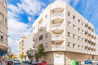 Apartamento en Calle rambla juan mateo 73. Apartamento en el centro de torrevieja