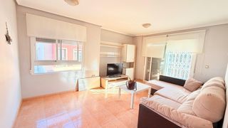 Apartament  Calle pio baroja. Gran piso con parking en los alcaseres